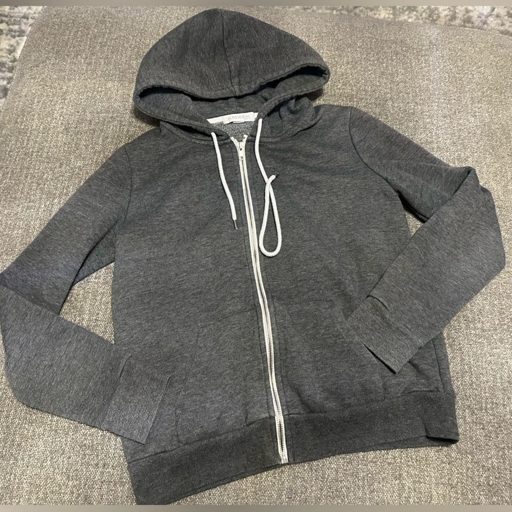 Forever 21 Hooded Zip Up Sweatshirt
Juniors Size Medium Gray